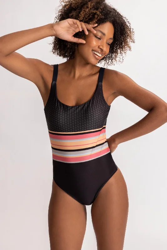 Women’s one-piece swimsuit gathered flair -Strippy Reversible Classic One Piece